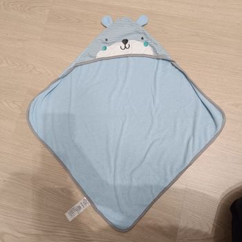 Cape de bain bébé