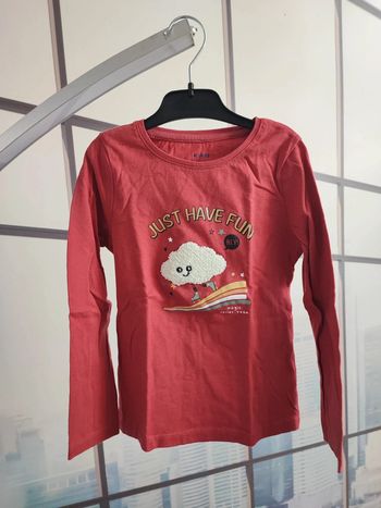 T-shirt manches longues brique taille 5 ans