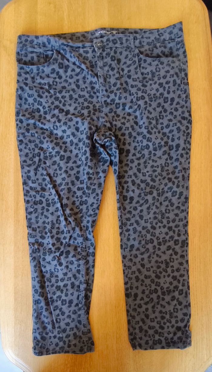 🌺 Pantalon léopard - aspect velours doux - In Extenso - T48 🌺 - photo numéro 2