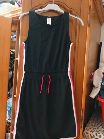 Jolie robe 158/164 cm