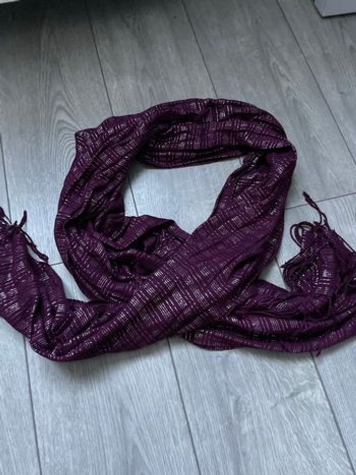 Foulard violet argenté
