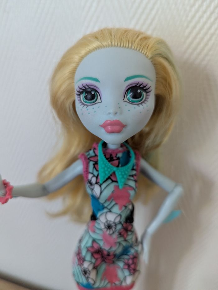 Poupée Monster high Lagoona ghoul's beast pet - photo numéro 2