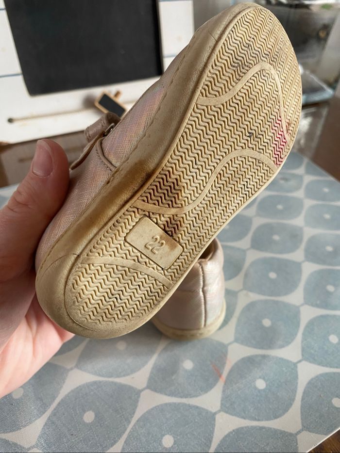 Chaussure fille taille 22 - photo numéro 6