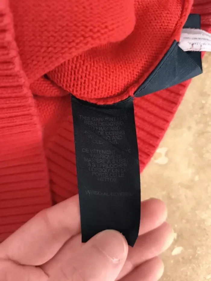 Pull Tommy Hilfiger 1/4 zippé excellent état rouge bleu marine M 8/10ans garçon ou fille - photo numéro 8