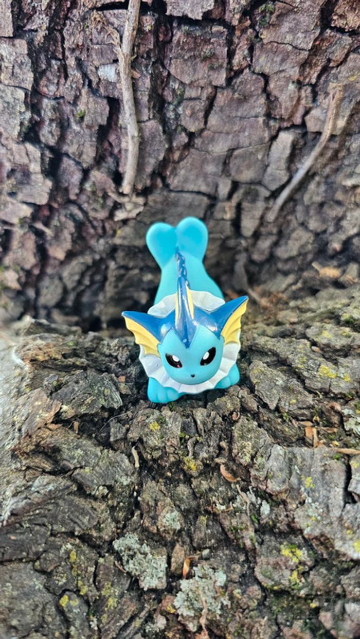 Super figurine Pokemon Nintendo finger puppet Aquali - photo numéro 2