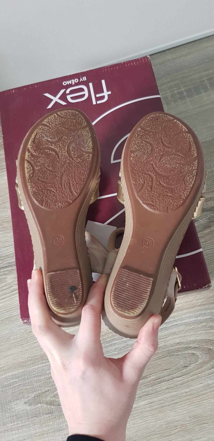 Sandales à talons compensés - photo numéro 6