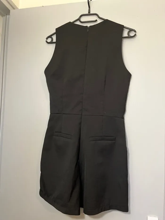 Jolie combishort noire - photo numéro 4