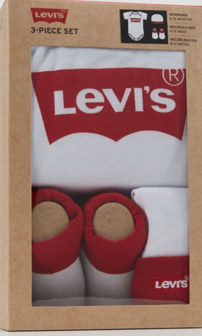 Coffret bodie+chaussons+bonnet - photo numéro 1