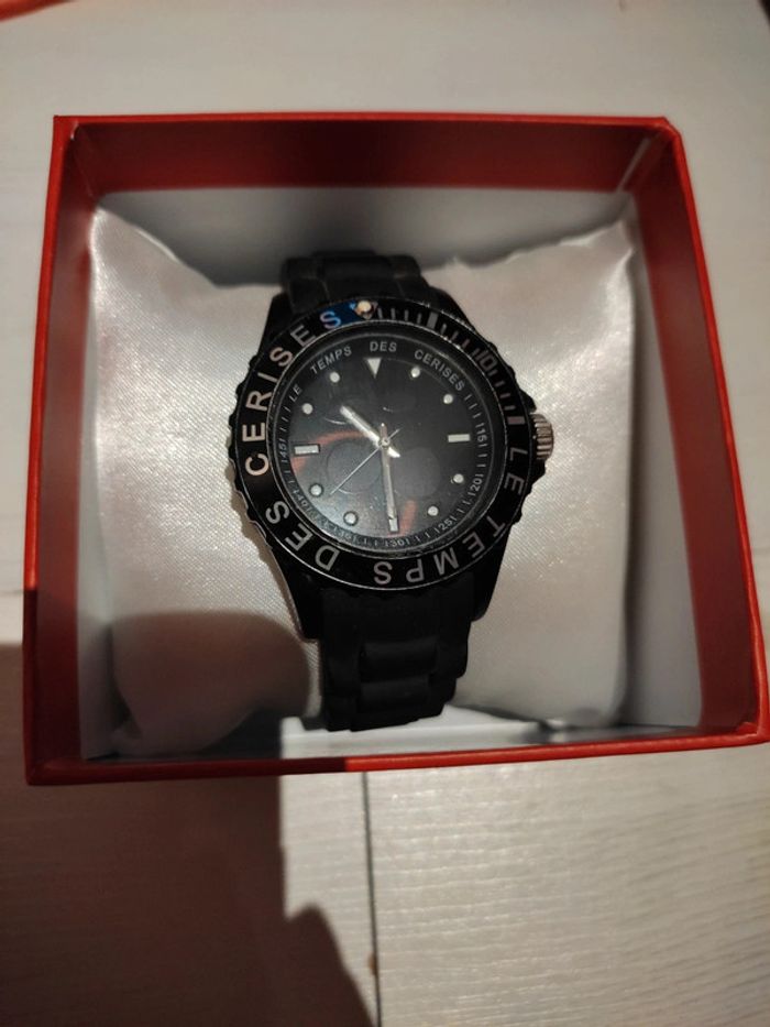 Montre temps des cerises noire silicone - photo numéro 3