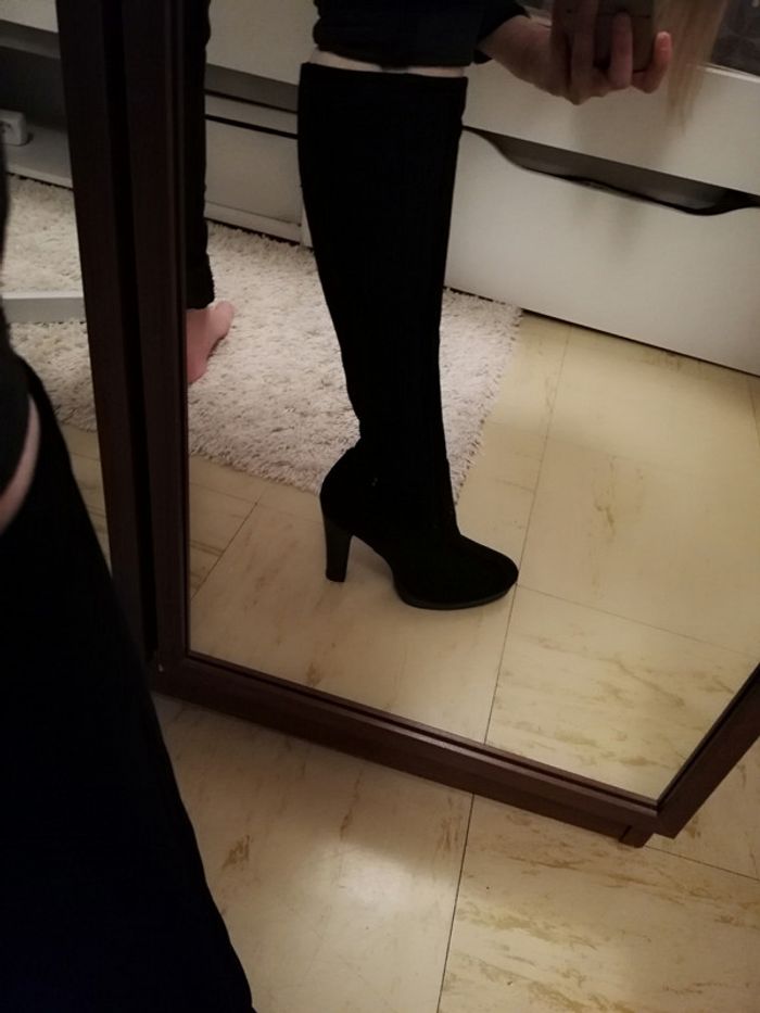 Bottes velours neuves - photo numéro 2