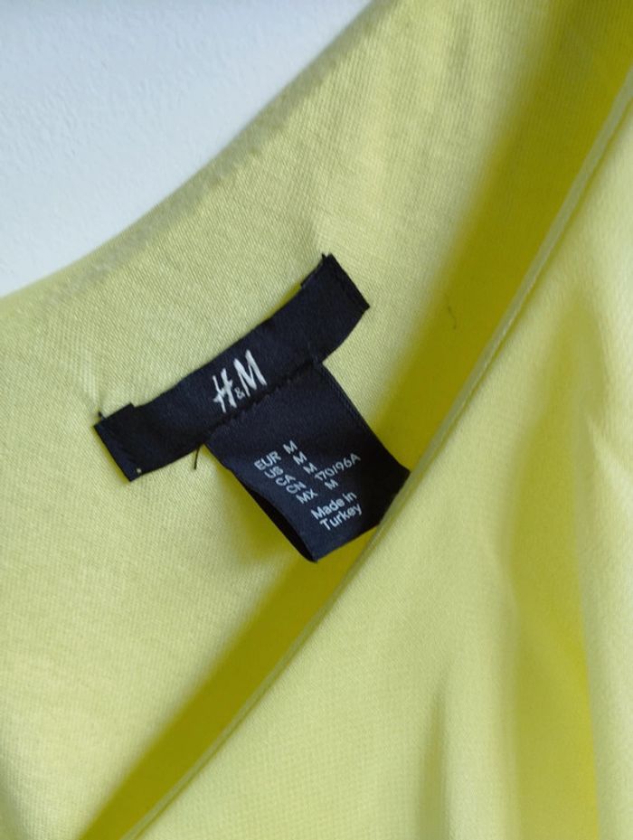 Robe d'été jaune avec volants taille M - H&M - photo numéro 2
