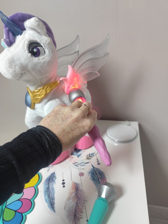 Mila, ma Licorne Maquillage Magique - VTech - photo numéro 8