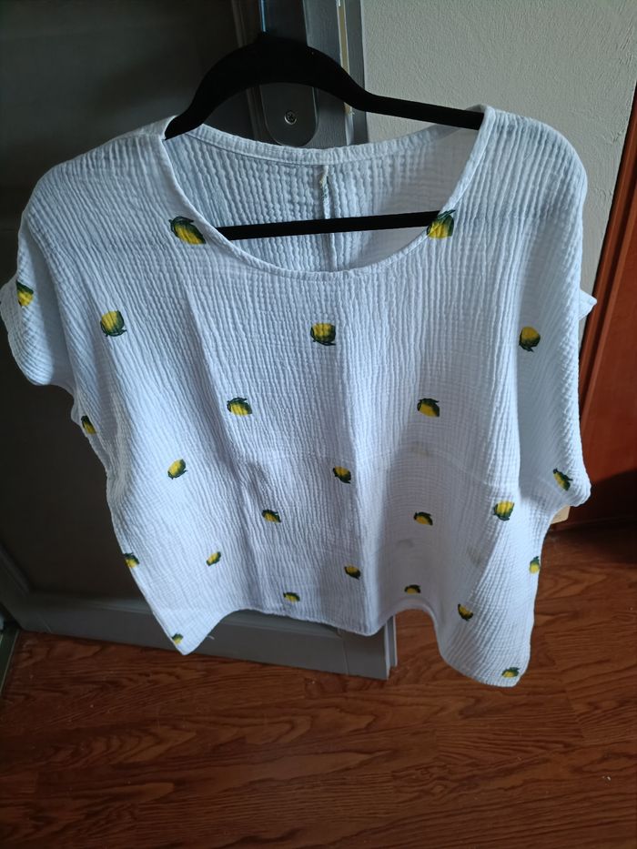 Tee shirt blanc - photo numéro 2