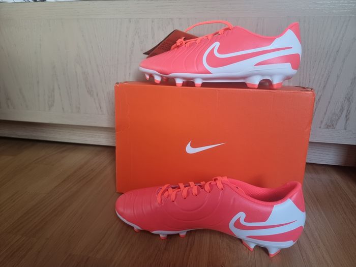 Chaussure de football Nike - photo numéro 6