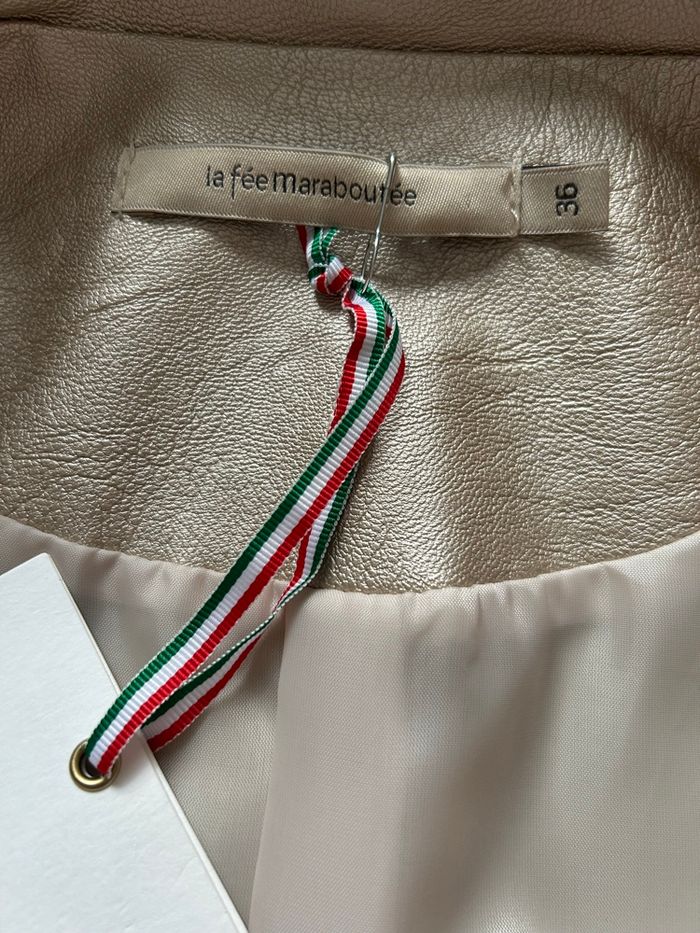 Blouson doré - photo numéro 4