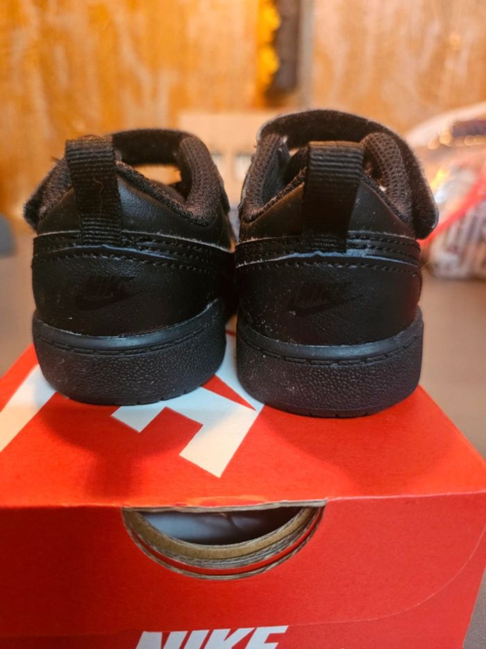 Basket nike noir pour enfant - photo numéro 2