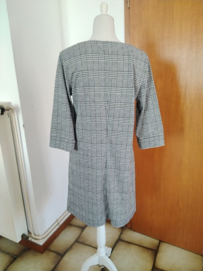 Robe vintage (carton 6) - photo numéro 2