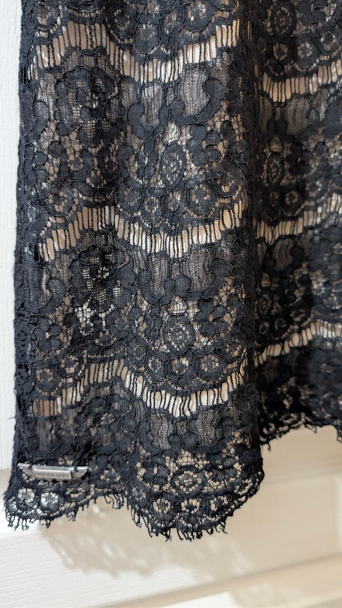 Robe noir beige en dentelle - photo numéro 2