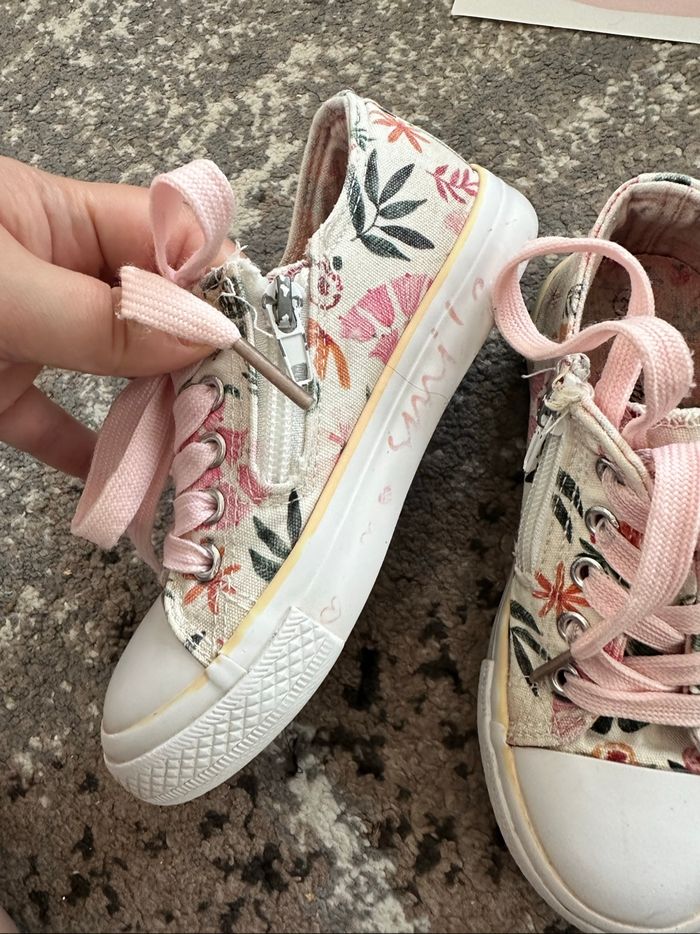 Baskets fille taille 29 - photo numéro 4