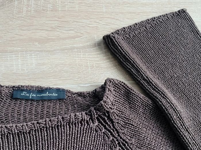 Pull court original La Fée Maraboutée taille 3 - photo numéro 3