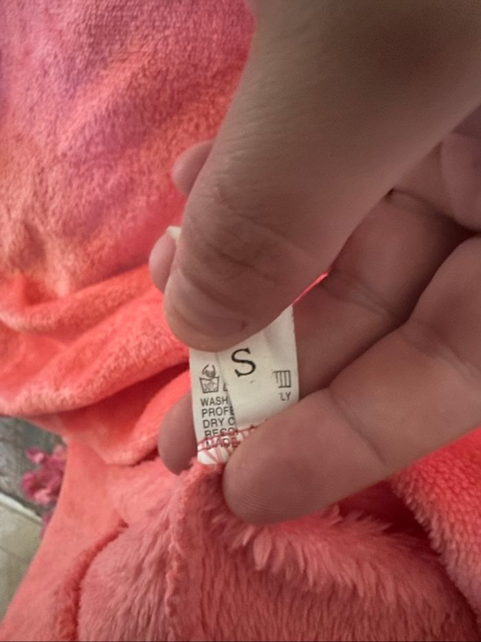 Pyjamas deux pièces taille S - photo numéro 5