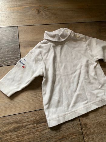 Pull blanc col roulé 6 mois montagne