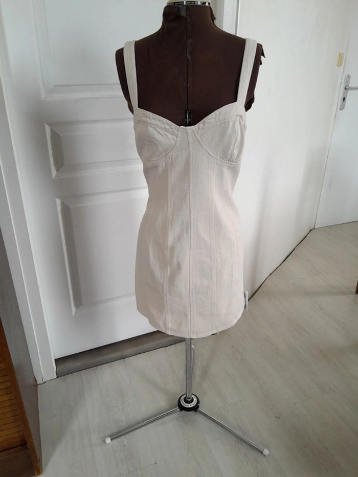 Robe en jean a bretelles Miss Selfridge