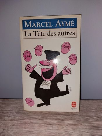 Livre de poche la tête des autres