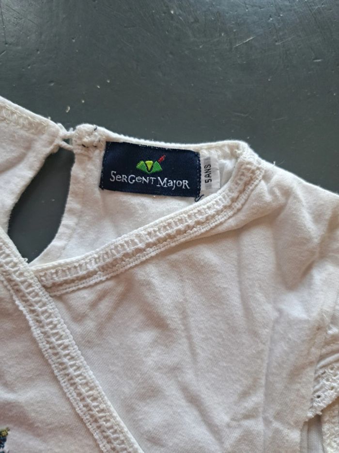 Lot de 3 tee-shirts manches courtes fille 5 ans - photo numéro 8