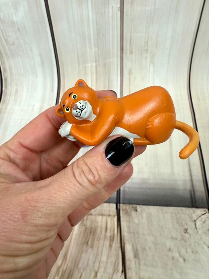 Lot de 2 figurines Disney vintage les aristochats - Duchesse et O’malley - photo numéro 3