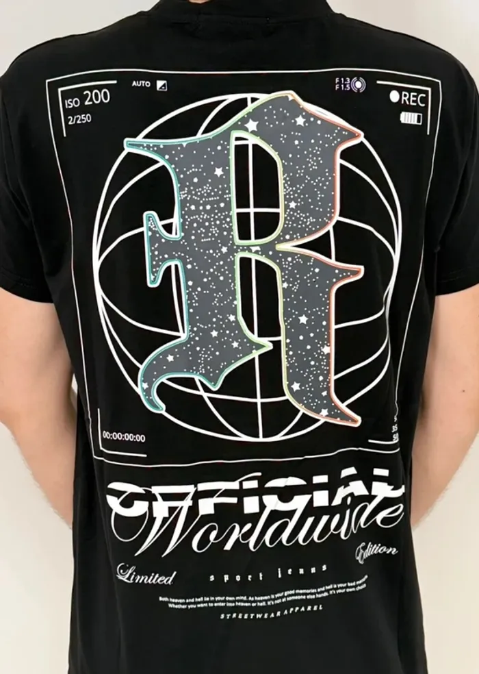 T shirt R