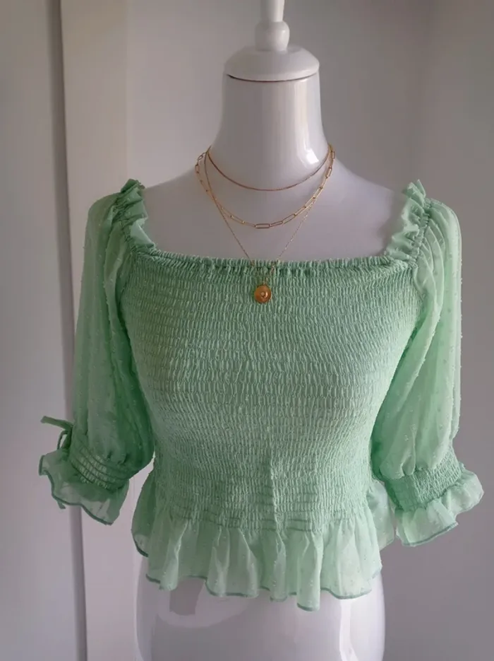 Magnifique haut blouse court vert d'eau avec noeuds sur les manches T.M Jennyfer