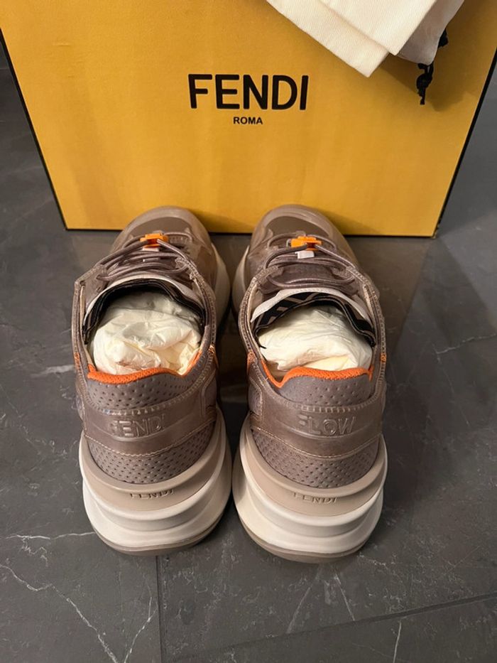 Fendi Runner Low Top Gris cendré/Orange - photo numéro 3