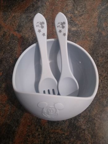 Bol et couverts Disney