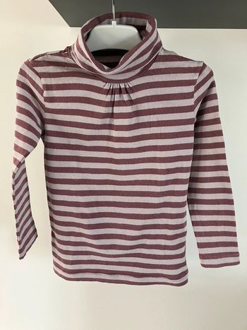 Pull à col roulé mauve rayé violet CFK 4 ans