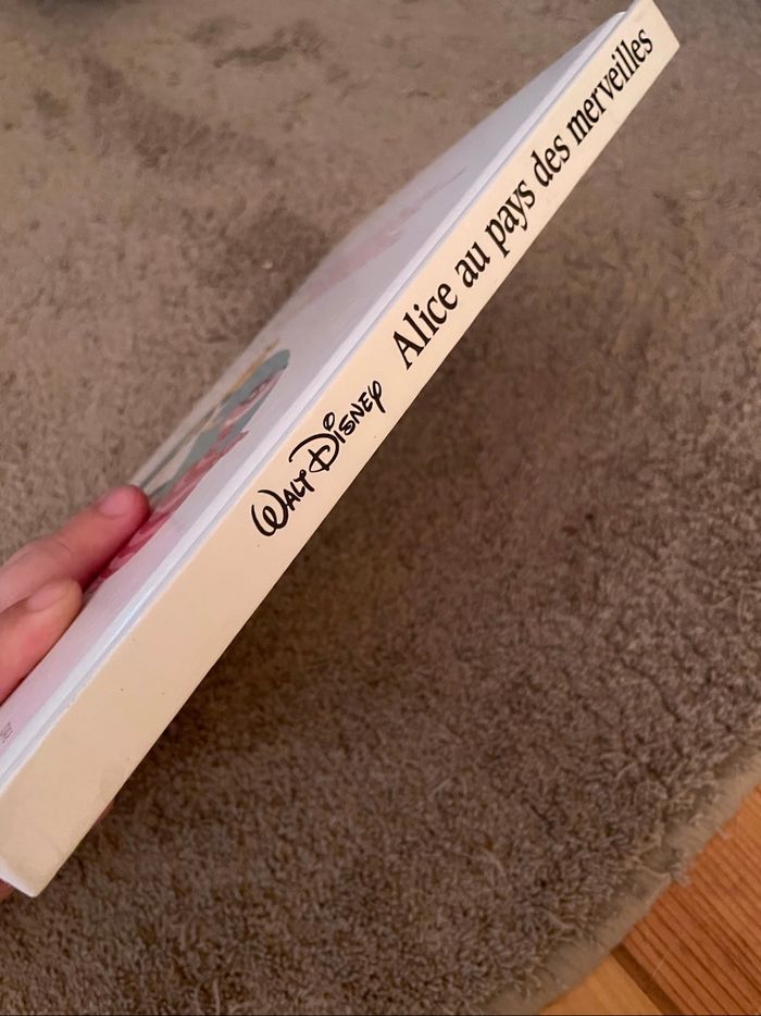 Livre - Alice au pays des merveilles - photo numéro 3