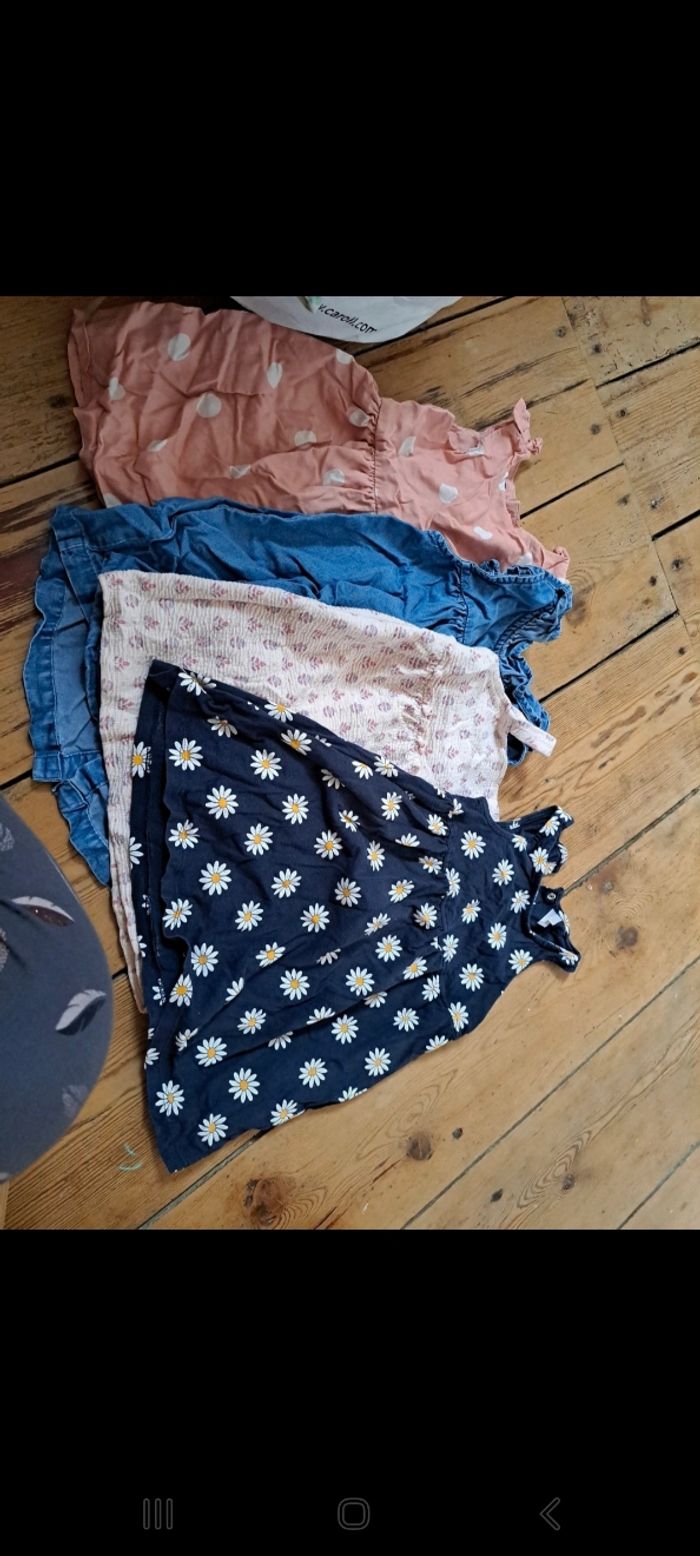 Lot 4 robes été 23/24 mois