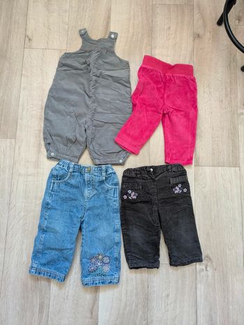Lot 4 pantalons chaud d'hivers 12 Mois