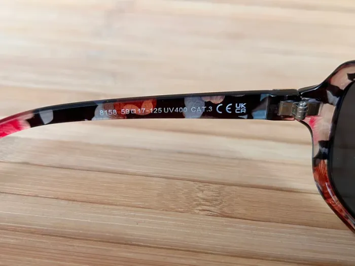 Paire de lunettes de soleil Fimilu multicolores. P*61-4 - photo numéro 7