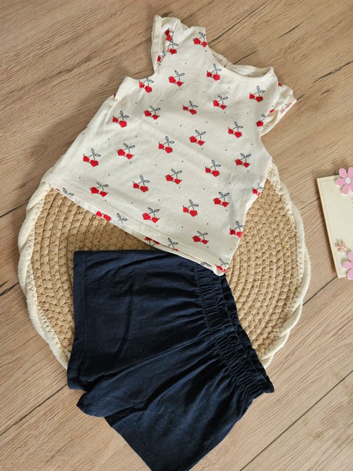 Ensemble 6 mois - photo numéro 2