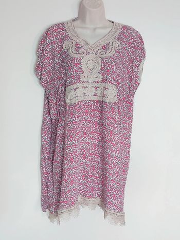 Tunique gandoura arabesque rose dentelle beige strass / Niêma - 36/S à 46/XXXL