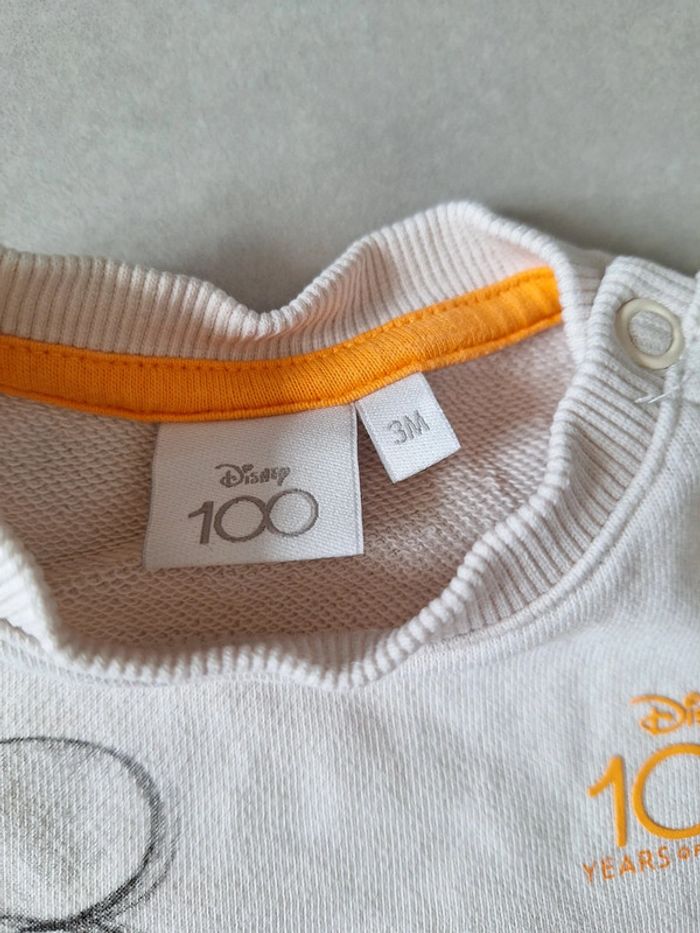 Sweat Disney 100 ans Mickey neuf 3 mois - photo numéro 2