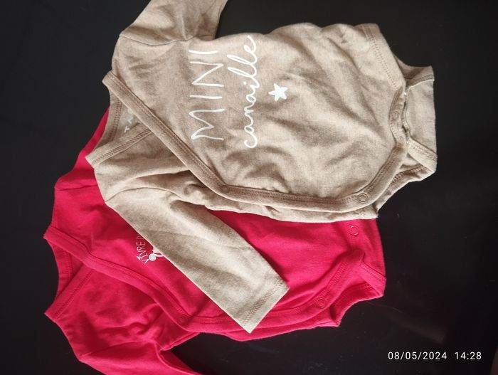 Body bébé - photo numéro 2