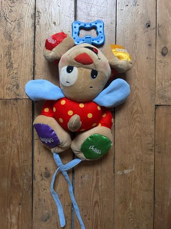 Jouet d’éveil chien parlant multicolore Fisher Price