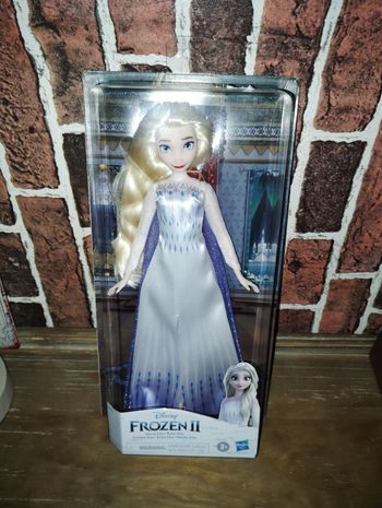 Poupée Disney Elsa la reine des neiges 
