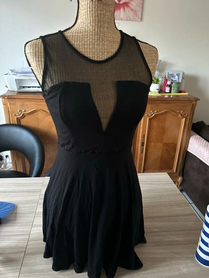 Robe noir subdued