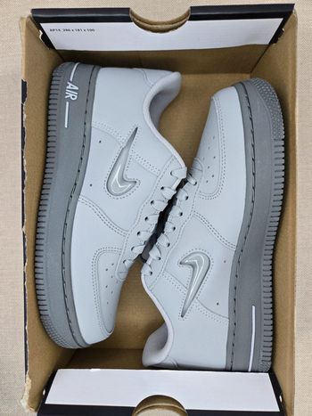 Nike Air force 1 jewel grise femme fille garçon taille 36.5 neuves