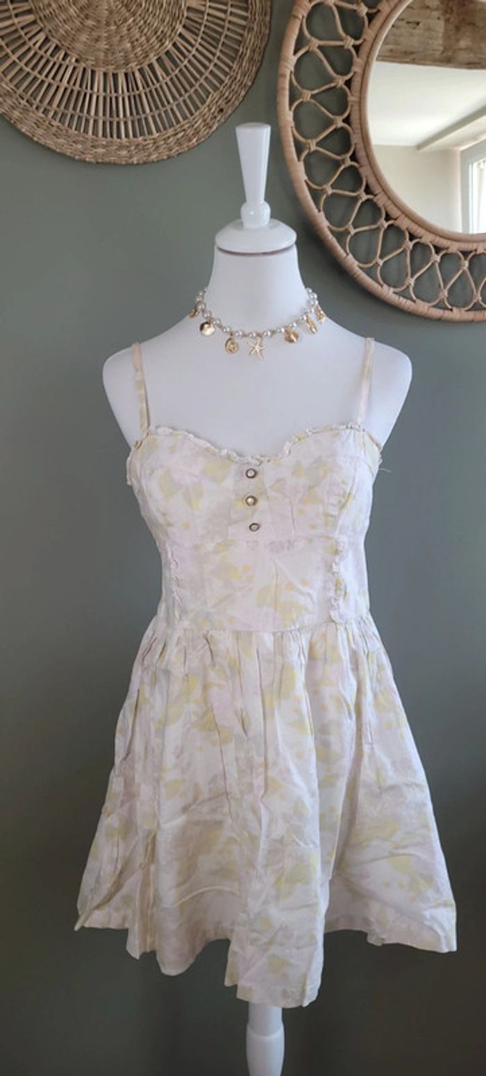 Magnifique robe H&M Taille S coloris pastel - photo numéro 3