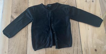 🖤 Gilet noir – 24 mois – Kiabi