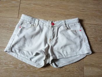 Short jean blanc